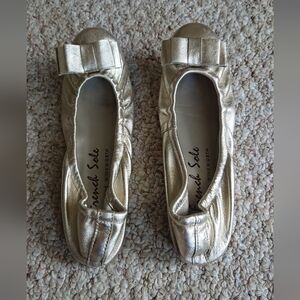 French Sole Gold ballet flats by Jane Winkworth size 7.5